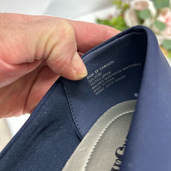 Easy Street Women's Dark Blue Heels - Picture 5 of 6